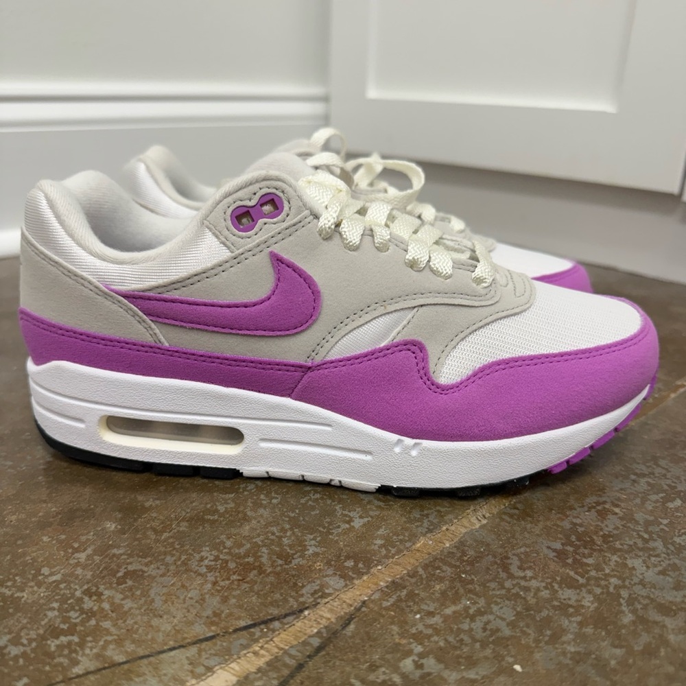 Nike Women’s Air Max 1 Fuchsia Dream